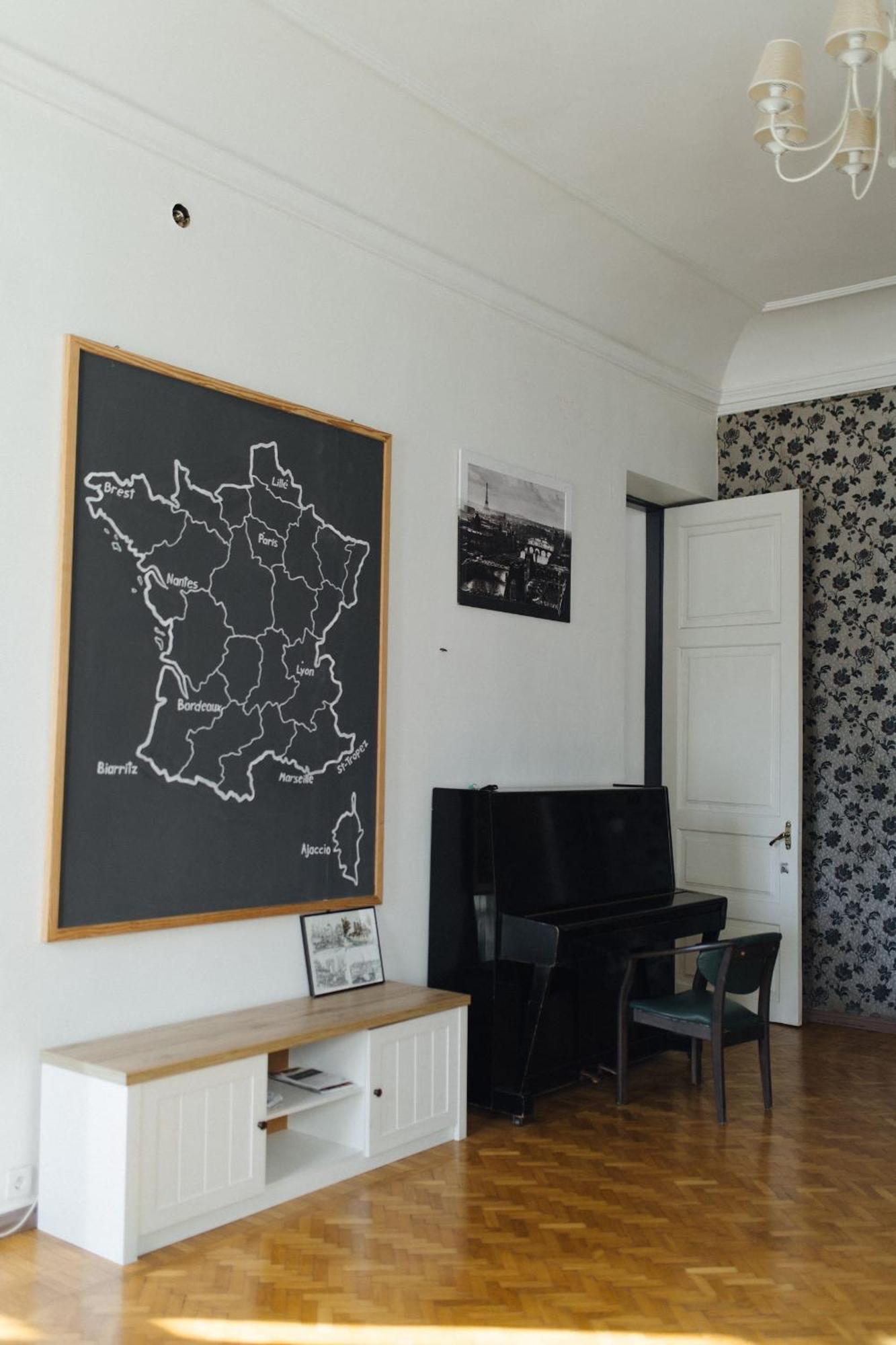 Great Appartment In The Center Of Odessa Bagian luar foto